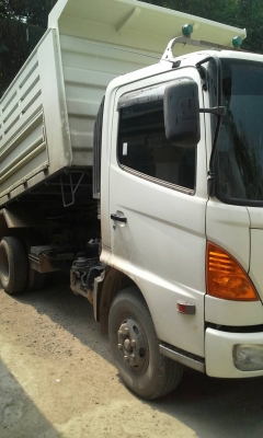 รถฮีโน่ 6 ล้อดั้ม  150  แรงม้า. ปี 55   ( รถวิ่ง 4x,xxx กม. )     สนใจติดต่อ  081 - 6079515