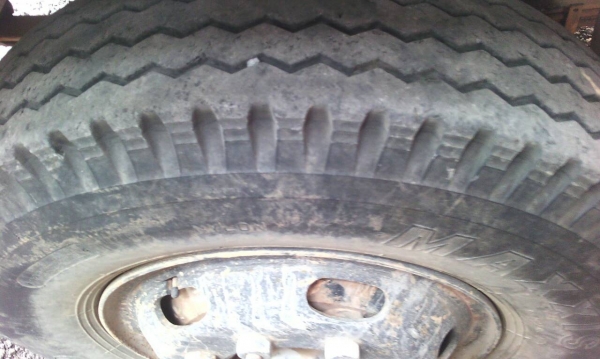 รถอีซูซุ 10 ล้อดั้ม FXZ  240 แรงม้า. ปี 39  ( นางฟ้าแท้. )   สนใจติดต่อ   081 - 6079515