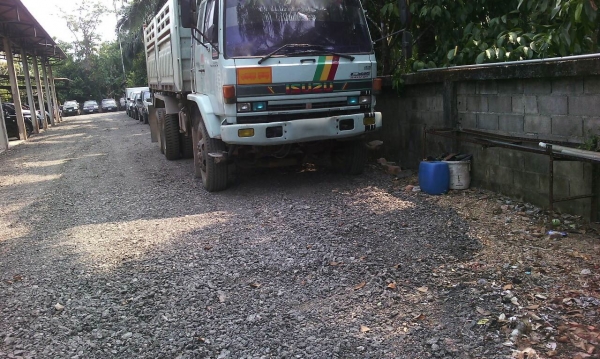 รถอีซูซุ 10 ล้อดั้ม FXZ  240 แรงม้า. ปี 39  ( นางฟ้าแท้. )   สนใจติดต่อ   081 - 6079515