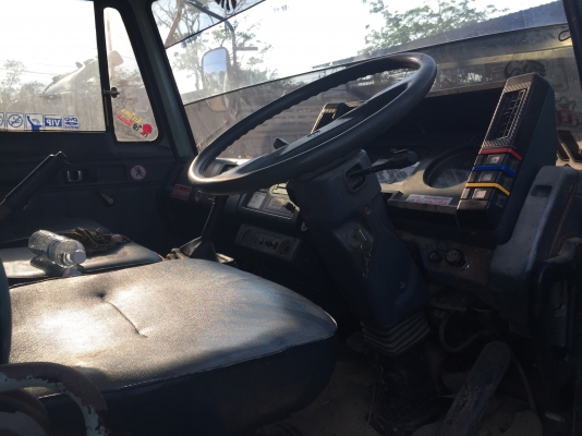 10ลัอดั้ม195แรง...ISUZU FVZ32MZP R3000706ปี38 ดั้มสามมิตร รถสภาพดีสวยใช้ได้....