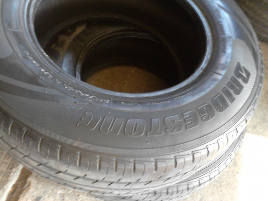 215/70R15 BRIDGESTONE LEO RV ชุด 4 เส้น TEL.081-427-3941 215/70R15 BRIDGESTONE LEO RV ชุด 4 เส้น TEL.081-427-3941