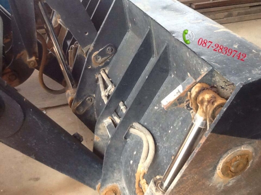 ขายรถตักหน้า ขุดหลัง 2เพลา CAT 424D