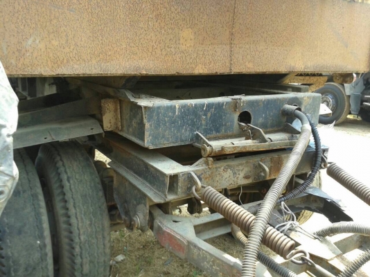 หางลูกพ่วงดั้ม2คาน...ของสามมิตรปี2538 ใช้ได้ปกติ แค่สีสรรย์ไม่สวบเอาใช้งานได้เลย...