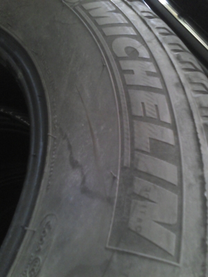 235/70R16 MICHELIN LATITUDE tour hp ชุด 4 เส้น TEL.081-427-3941 235/70R16 MICHELIN LATITUDE tour hp ชุด 4 เส้น TEL.081-427-3941