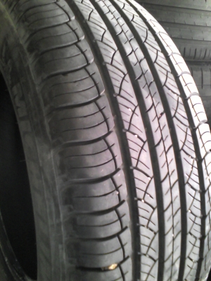 235/70R16  MICHELIN  LATITUDE tour hp   ชุด 4  เส้น   TEL.081-427-3941