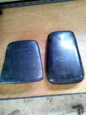 ขายเบาะนั่งและท้าย GSX 400 cc ยกเซต ราคา 600