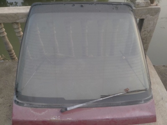 ต้องการขาย กระจกประตูหลัง NISSAN SENTRA