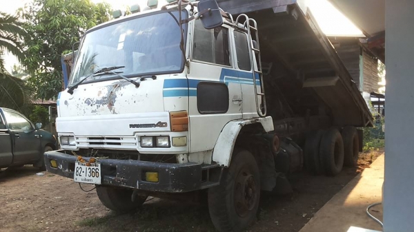 ***ขายแล้วครับขอบคุณ Truck2hand ขาย หัวคัสซี HINO KT-220HP 10ล้อ1เพลาHINO KT725 เดิม2เพลาตอนเพลาเดียว วางเครื่อง SUMO EM100-220HP หัวF18 (ลงเล่มครบ) เครื่องดี แรงดี ยังแน่น เกียร์ดี เข้าง่ายไม่หลุด ช่วงล่าง เพลาเดียว ถอดสโลว คัสซีดี มีบวม ***ขายแล้วครับขอบคุณ Truck2hand ขาย หัวคัสซี HINO KT-220HP 10ล้อ1เพลาHINO KT725 เดิม2เพลาตอนเพลาเดียว วางเครื่อง SUMO EM100-220HP หัวF18 (ลงเล่มครบ) เครื่องดี แรงดี ยังแน่น เกียร์ดี เข้าง่ายไม่หลุด ช่วงล่าง เพลาเดียว ถอดสโลว คัสซีดี มีบวม