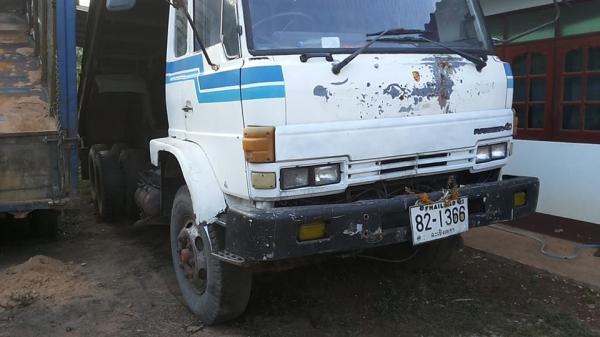 ***ขายแล้วครับขอบคุณ Truck2hand ขาย หัวคัสซี HINO KT-220HP 10ล้อ1เพลาHINO KT725 เดิม2เพลาตอนเพลาเดียว วางเครื่อง SUMO EM100-220HP หัวF18 (ลงเล่มครบ) เครื่องดี แรงดี ยังแน่น เกียร์ดี เข้าง่ายไม่หลุด ช่วงล่าง เพลาเดียว ถอดสโลว คัสซีดี มีบวม ***ขายแล้วครับขอบคุณ Truck2hand ขาย หัวคัสซี HINO KT-220HP 10ล้อ1เพลาHINO KT725 เดิม2เพลาตอนเพลาเดียว วางเครื่อง SUMO EM100-220HP หัวF18 (ลงเล่มครบ) เครื่องดี แรงดี ยังแน่น เกียร์ดี เข้าง่ายไม่หลุด ช่วงล่าง เพลาเดียว ถอดสโลว คัสซีดี มีบวม