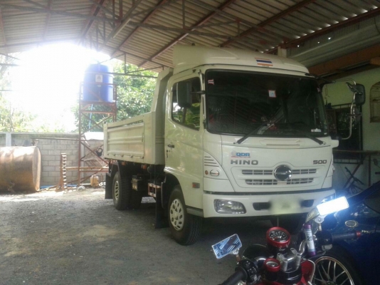 รถฮีโน่ 6 ล้อดั้ม 175 แรงม้า. ปี 55   ( รถวิ่ง 6x,xxx กม. )   สนใจติดต่อ 081 - 6079515