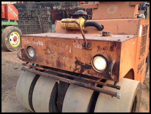 รถบดถนน ซาไก(sakai) หนักประมาณ 3 ตัน รถเก่านอกพร้อมใช้งาน โทรสอบถาม 092-5192499