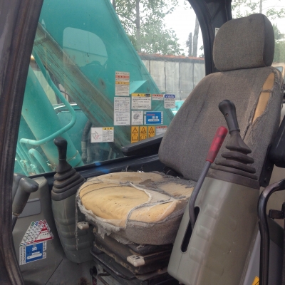 ขายรถขุด KOBELCO SK200SR  เก่าญี่ปุ่น 100\%