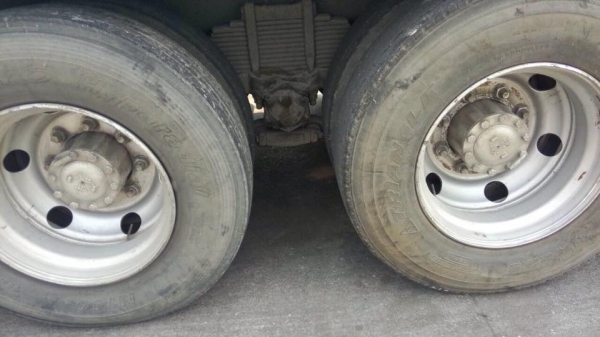 ขายรถสิบล้อ hino FM1A  344 ปี 52 คอกเกษตรดั้มเหล็ก อู่CT TRUCK รถเดิมๆราคาต่อรอง