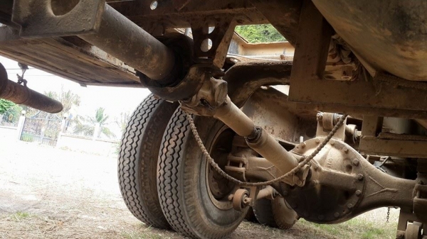 ขาย10ล้อหัวลาก200เทรลเลอร์HINO 170แรง 1เพลาเหล็กดรีมสอดทะลุ แชชซีสวยเครื่องดี เอกสารเล่มทะเบียนพร้อม ยางดี