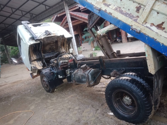 ขาย 6 ล้อดั้ม HINO KM 777 165 แรง