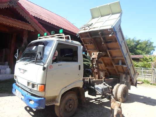 ขาย 6 ล้อดั้ม HINO KM 777 165 แรง