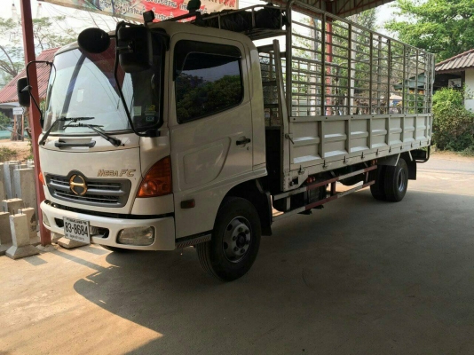ขายหกล้อ HiNo-FC150ปี49ยาว 5.5เมตร สภาพดีสวยพร้อมใช้งาน เล่มทะเบียน พร้อมโอน