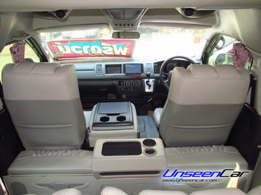 ขายด่วนๆ. รถตู้TOYOTA COMMUTER. ตู้ CNG 2.7 CC   เกียร์ออโต้โรงงา่น  2011  วีไอพี เต็มๆ. ราคา 809,000 บาทค่ะ. โทร 0922726669 ตันหยงค่ะ ใช้เงินออกรถ 50,000 บาทเท่านั้น