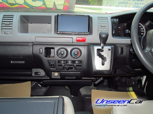 ขายด่วนๆ. รถตู้TOYOTA COMMUTER. ตู้ CNG 2.7 CC   เกียร์ออโต้โรงงา่น  2011  วีไอพี เต็มๆ. ราคา 809,000 บาทค่ะ. โทร 0922726669 ตันหยงค่ะ ใช้เงินออกรถ 50,000 บาทเท่านั้น