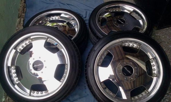 **** ขายแม็ก 18 vip พร้อมยาง ****