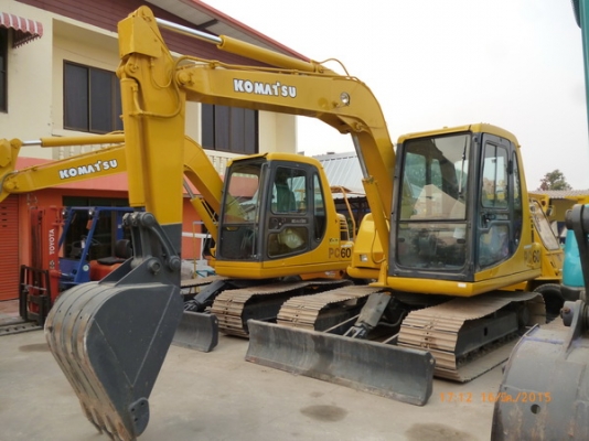 ขายรถขุด KOิMATSU PC60-7 ขายรถขุด KOิMATSU PC60-7