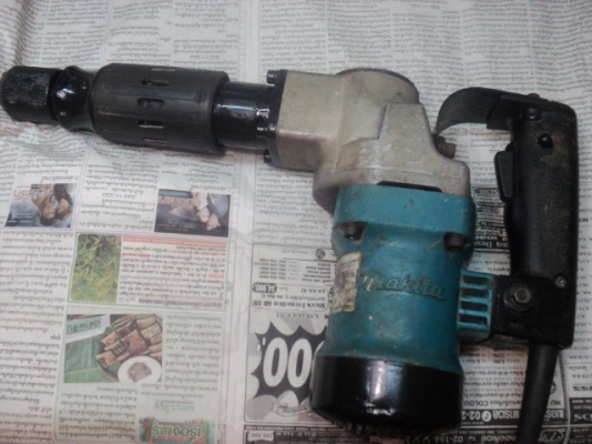 สกัดคอนกรีต เจแปน  มากีต้า 2900บาท