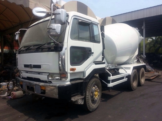 ขายรถโม่ปูน Nissan Bigtham 10 ล้อ พร้อมทะเบียน