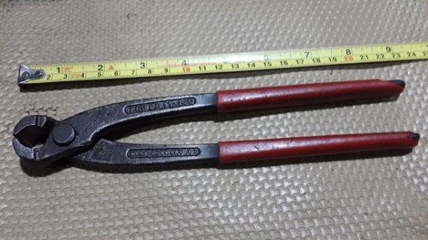 คีมปากนกแก้ว Germany