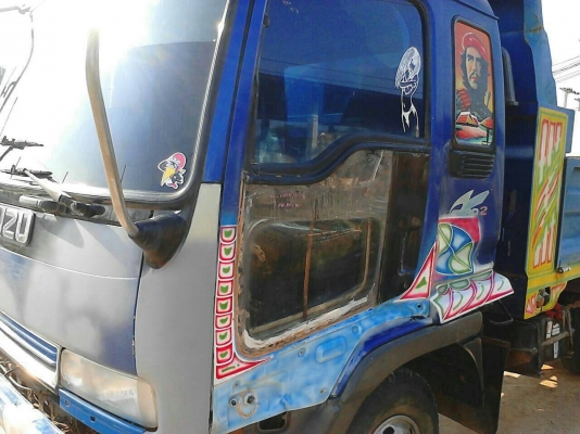 ขาย  ISUSU 6ล้อ  ดัมพ์