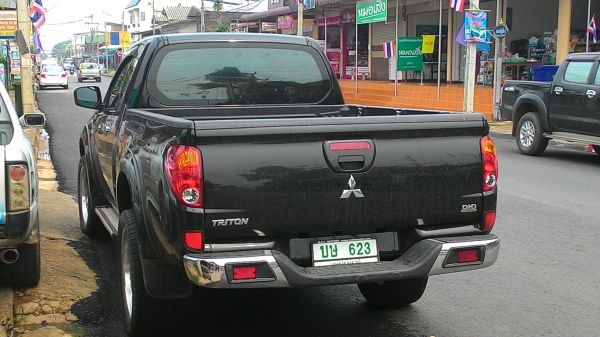 ขายกระบะTRITON PLUS เครื่อง2500(ล้อแม็กขอบ20)
