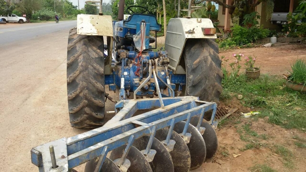 ขาย FORD ู6600 T5 ครับ