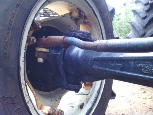 ขายตามสภาพ TS90 เกียข้างกลองใหญ่ เครื่องดี เกียดี ปั้มไฮดรอลิคดี ทะเบียนไม่ขาด ปีล่ะ  50 บาท พร้อมลุยงานหนัก