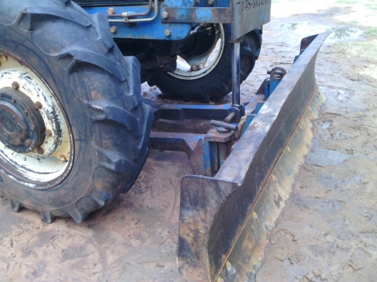 ขายตามสภาพ TS90 เกียข้างกลองใหญ่ เครื่องดี เกียดี ปั้มไฮดรอลิคดี ทะเบียนไม่ขาด ปีล่ะ  50 บาท พร้อมลุยงานหนัก