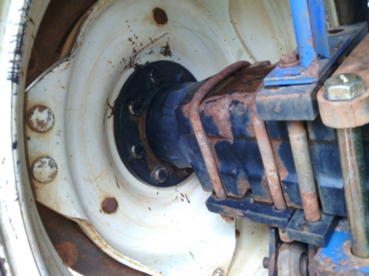 ขายตามสภาพ TS90 เกียข้างกลองใหญ่ เครื่องดี เกียดี ปั้มไฮดรอลิคดี ทะเบียนไม่ขาด ปีล่ะ  50 บาท พร้อมลุยงานหนัก