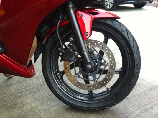 ขาย cbr250 ปี2011 ราคา 60000 บาท ราคานี้ไม่ลดแล้วครับ