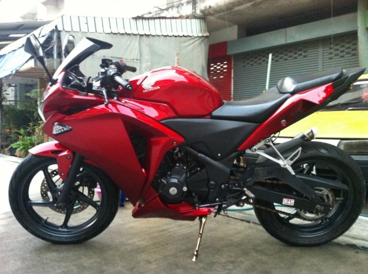 ขาย cbr250 ปี2011 ราคา 60000 บาท ราคานี้ไม่ลดแล้วครับ