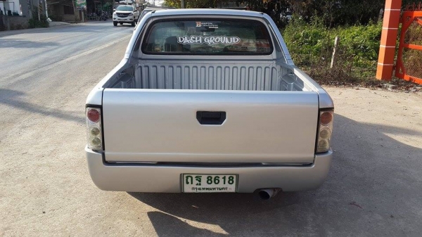 ขาย Nissan nv queen-cab ปี 47 ชุดแต่งรอบคัน ติดแก็ส lpg ราคา 108,000 บาท