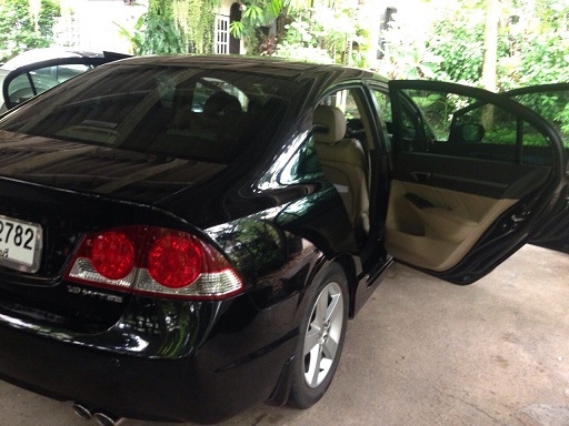 ขาย HONDA CIVIC สีดำ ปี 2005 1.8 i vetec รถบ้าน สภาพเดิมๆ ขาย HONDA CIVIC สีดำ ปี 2005 1.8 i vetec รถบ้าน สภาพเดิมๆ
