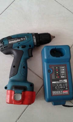 สว่านแบตมากีต้าแท้ รุ่น 6261 D สภาพพร้อมใช้งานคับ