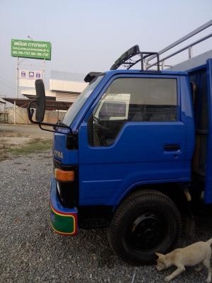 ขายหกล้อโตโยต้าBU87เครื่อง115แรงม้า รถสวยพร้อมใช้ ยางดี คัสซีสวย เครื่องแน่น เฟืองท้ายน๊อต6ตัว ยาว4.40เมตร กว้าง2เมตร ทะเบียนพร้อมโอน ขายหกล้อโตโยต้าBU87เครื่อง115แรงม้า รถสวยพร้อมใช้ ยางดี คัสซีสวย เครื่องแน่น เฟืองท้ายน๊อต6ตัว ยาว4.40เมตร กว้าง2เมตร ทะเบียนพร้อมโอน