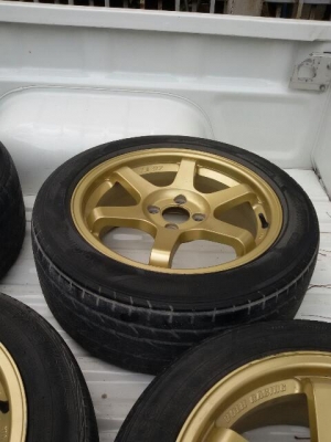 ขายแม็ก te37 ขอบ 16 พร้อมยาง