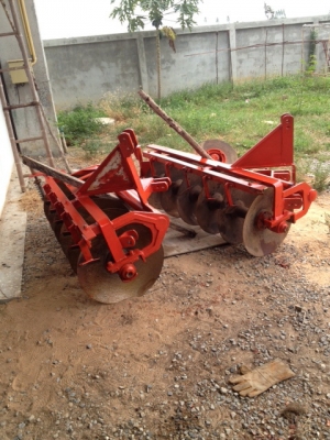 (ขายหมดแล้ว)ผานพรวน ตราช้าง6/22.ใส่ 36-47 แรง ผานLCS