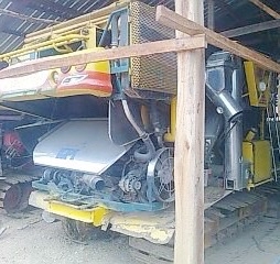 ขายด่วน รถเกี่ยวข้าวเกษตรพัฒนา รุ่น จ้าวช้างไวไฟ ปี 50 เครื่องยนต์ 220 HP 6D17 เครื่องแน่นแรงดีสุดๆครับพร้อมทำงานได้เลย อุ้ม 2.5 ตัน ปั๊มอินตั้นเบอร์ 23 มอเตอร์ 23 ช่วงล่าง 12 โรงงานครับ ราคาต่อรองได้ครับ