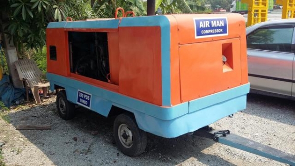 ปั๊มลมสกรู AIR MAN PDS 390 เครื่อง IZUSU ปั๊มลมสกรู AIR MAN PDS 390 เครื่อง IZUSU
