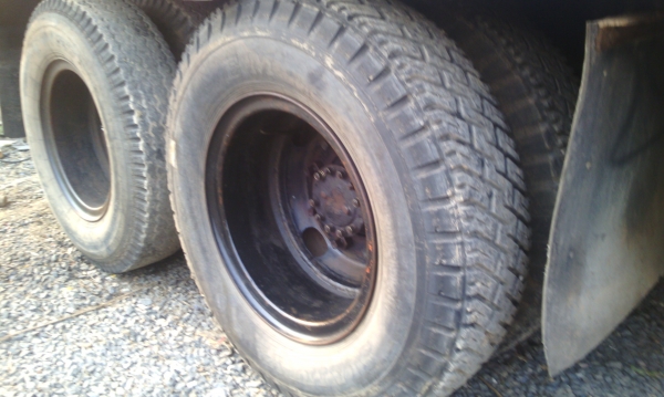 ISUZU  สิบล้อหัวยาว  165  แรง  พวงมาลัยเพาเวอร์  เครื่องดี  ครัชชีสวย