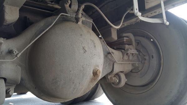 ขายรถหัวลาก 10 ล้อ 2 เพลา ISUZU 270 ปี.46 ขายตามสภาพ รถใช้งานอยู่ ราคา.1100000 ต่อรองครับ