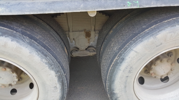 ขายรถหัวลาก 10 ล้อ 2 เพลา ISUZU 270 ปี.46 ขายตามสภาพ รถใช้งานอยู่ ราคา.1100000 ต่อรองครับ