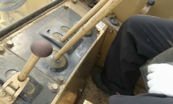 ขาย รถแบคโฮ รถขุด komatsu pc 40-1มีตู้เก๋งสภาพ 85\% มือสองญี่ปุ่นแท้