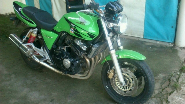 ขาย HONDA CB400ปี96 VS.R ด่วนๆ ราคาคุยได้ครับ