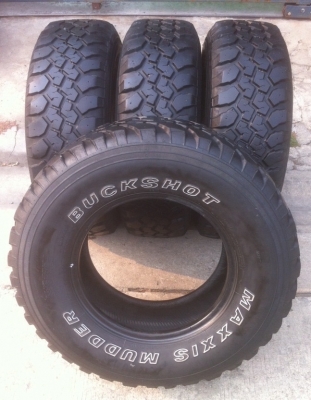 ขายยาง mud maxxis buckshot 265/75/16 สภาพสวย